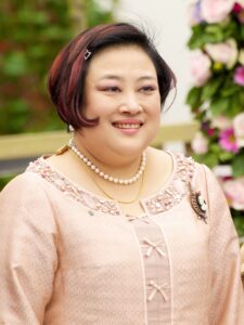 первая жена короля Таиланда